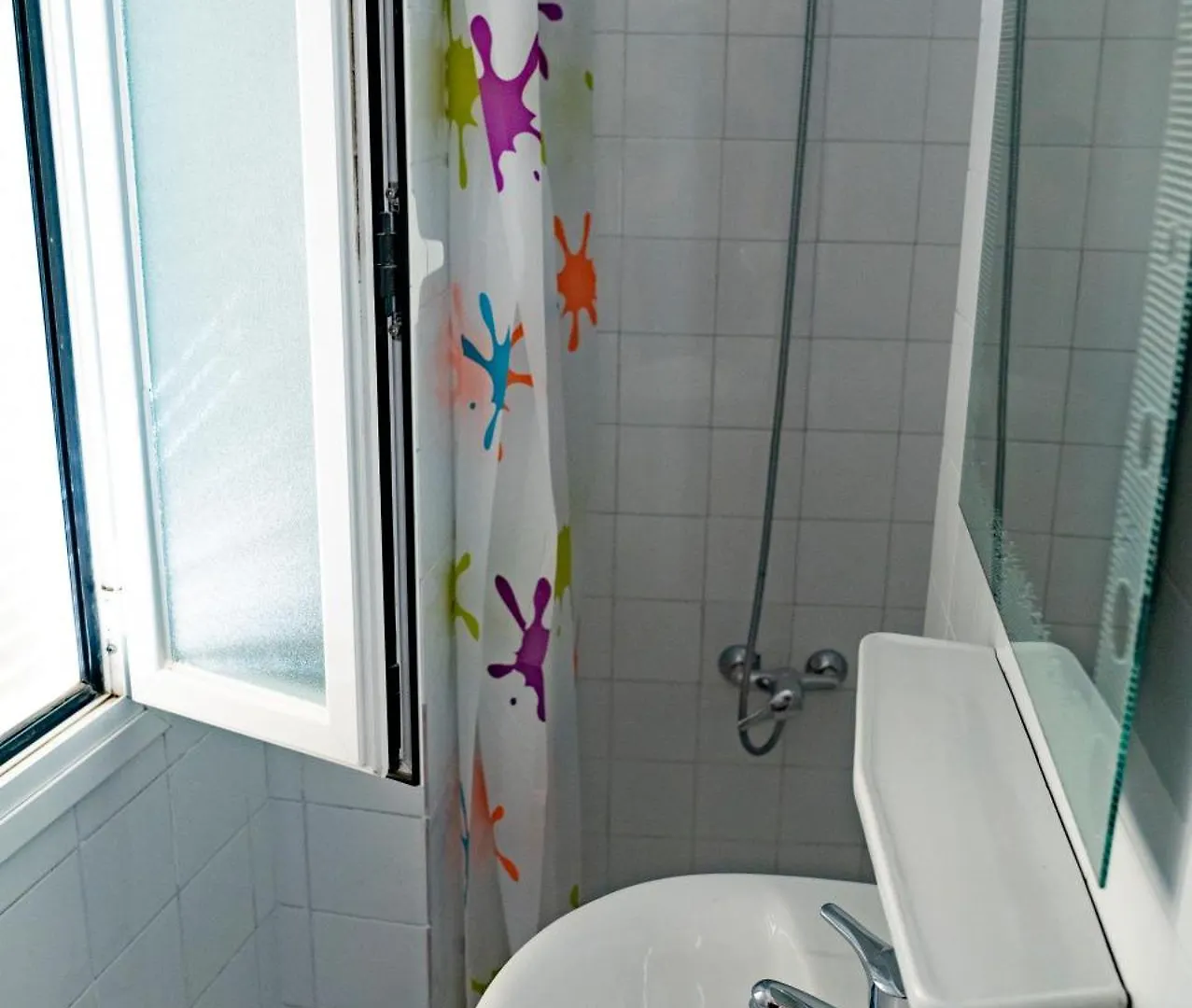 Hostal Cache Baza