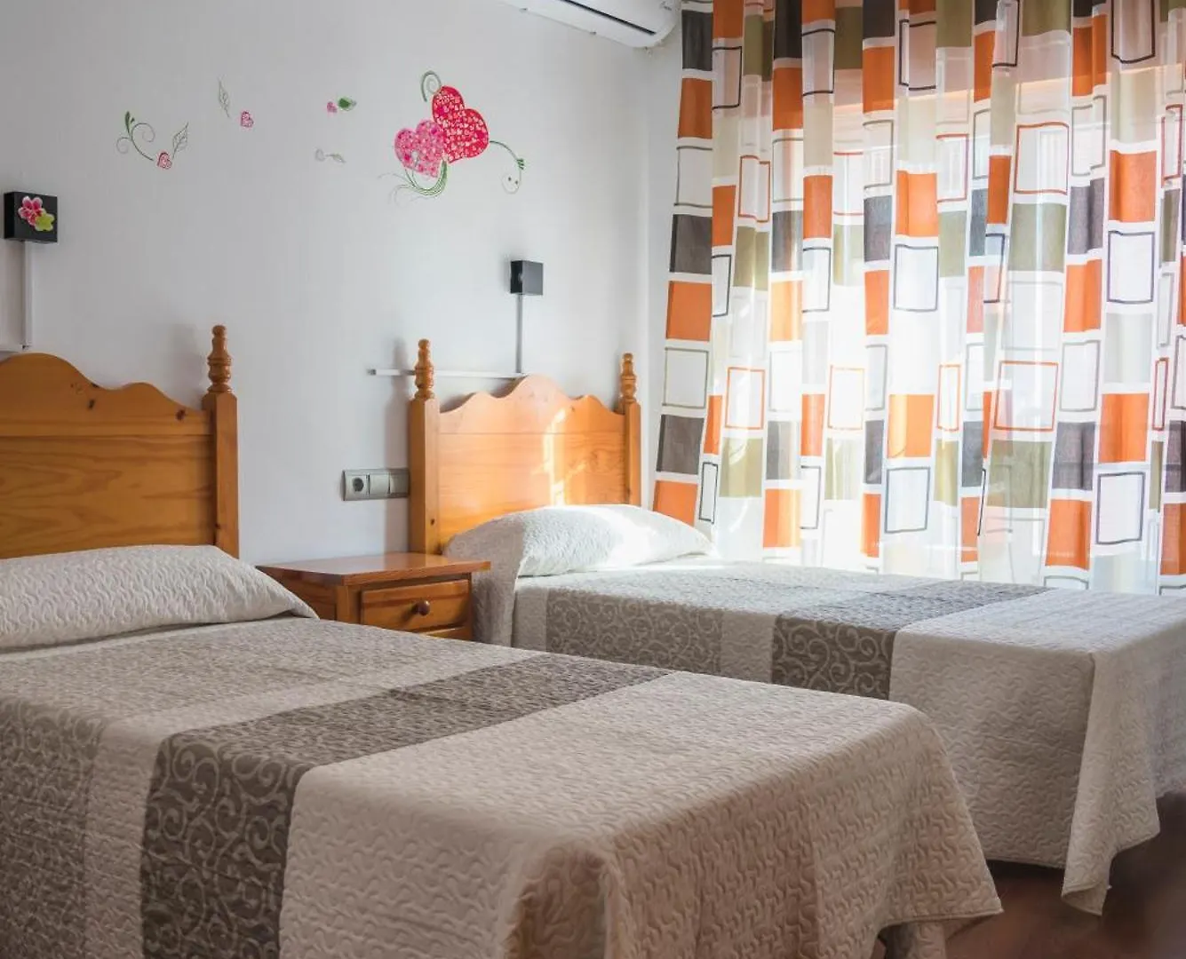 Guest house Hostal Cache Baza Spain