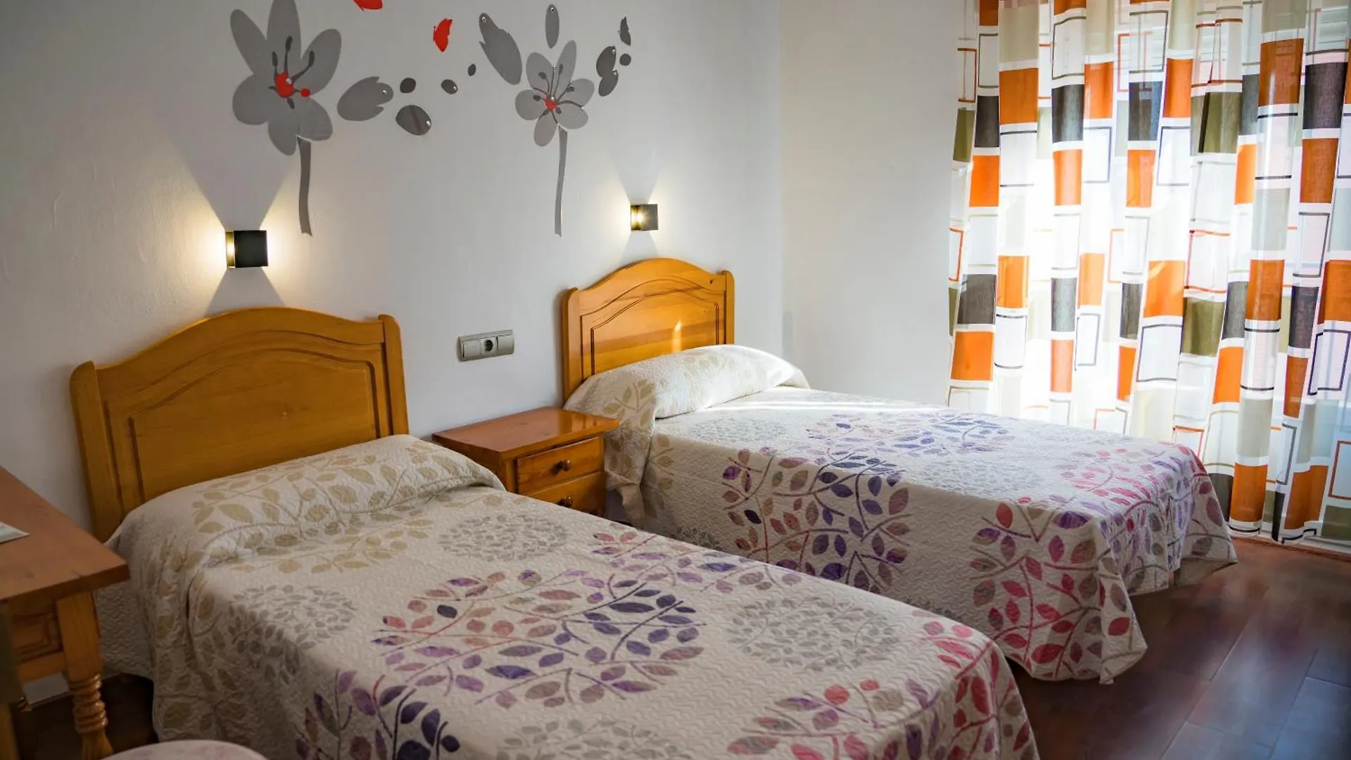 Guest house Hostal Cache Baza Spain