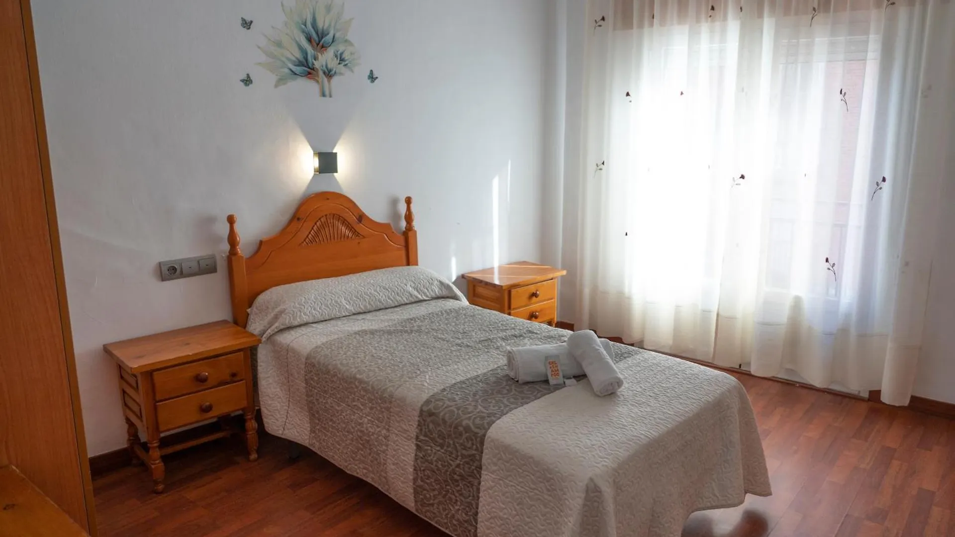 Guest house Hostal Cache Baza
